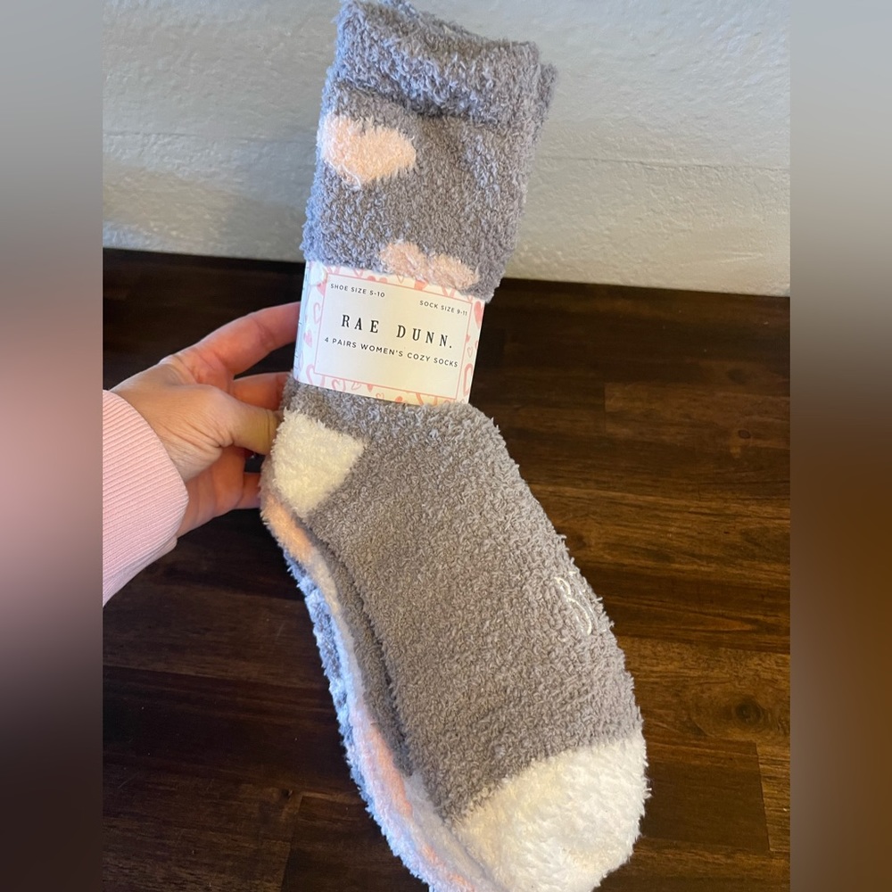 4 pair Rae Dunn Pink and grey Valentines Fuzzy Socks new